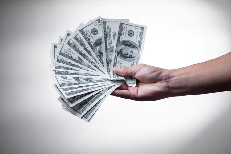 04 Объем продажи наличной валюты с начала года превысил 1,1 млрд. долларов США  | Новости⭐ Bestrate